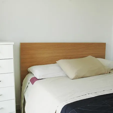 Good Location, Sunny Terrace, Beach And Shops At 4 Mn Apartment